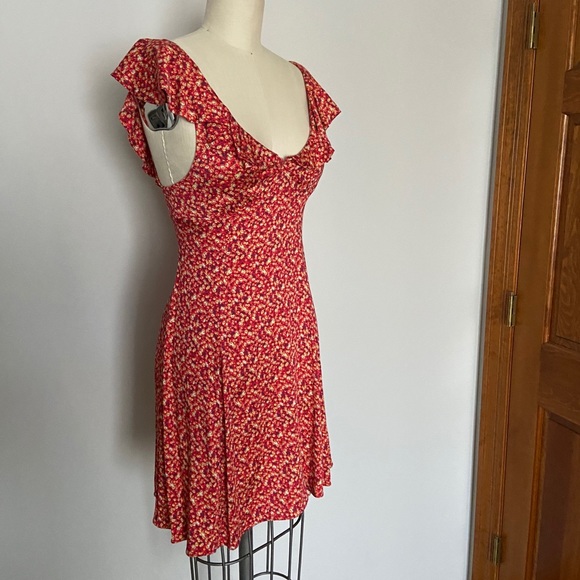 NWOT: Daisy May Red Floral Ruffle Dress - Picture 5 of 7
